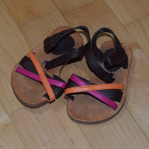 GAP Baby Toddler Girls' Sz 3 Sandals - Some Scuffs - Picture 2 of 5